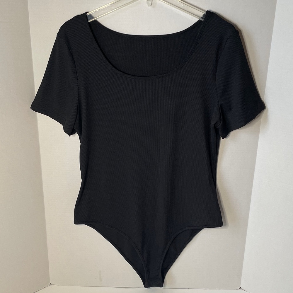 Yozy Women's Size XXL Classic Black Women's Bodysuit Short Top Sleeve  Ribbed